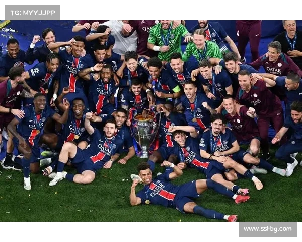 巴黎圣日耳曼球员委员会凝聚力量老将引领新星共同铸就团队辉煌