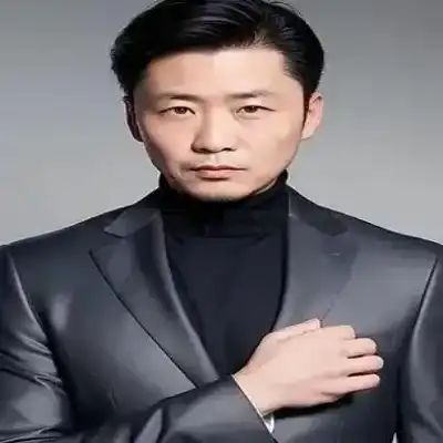秦骁国